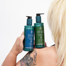 Load image into Gallery viewer, SH-RD Tea Tree Scalp Shampoo  (8.45oz/250ml)
